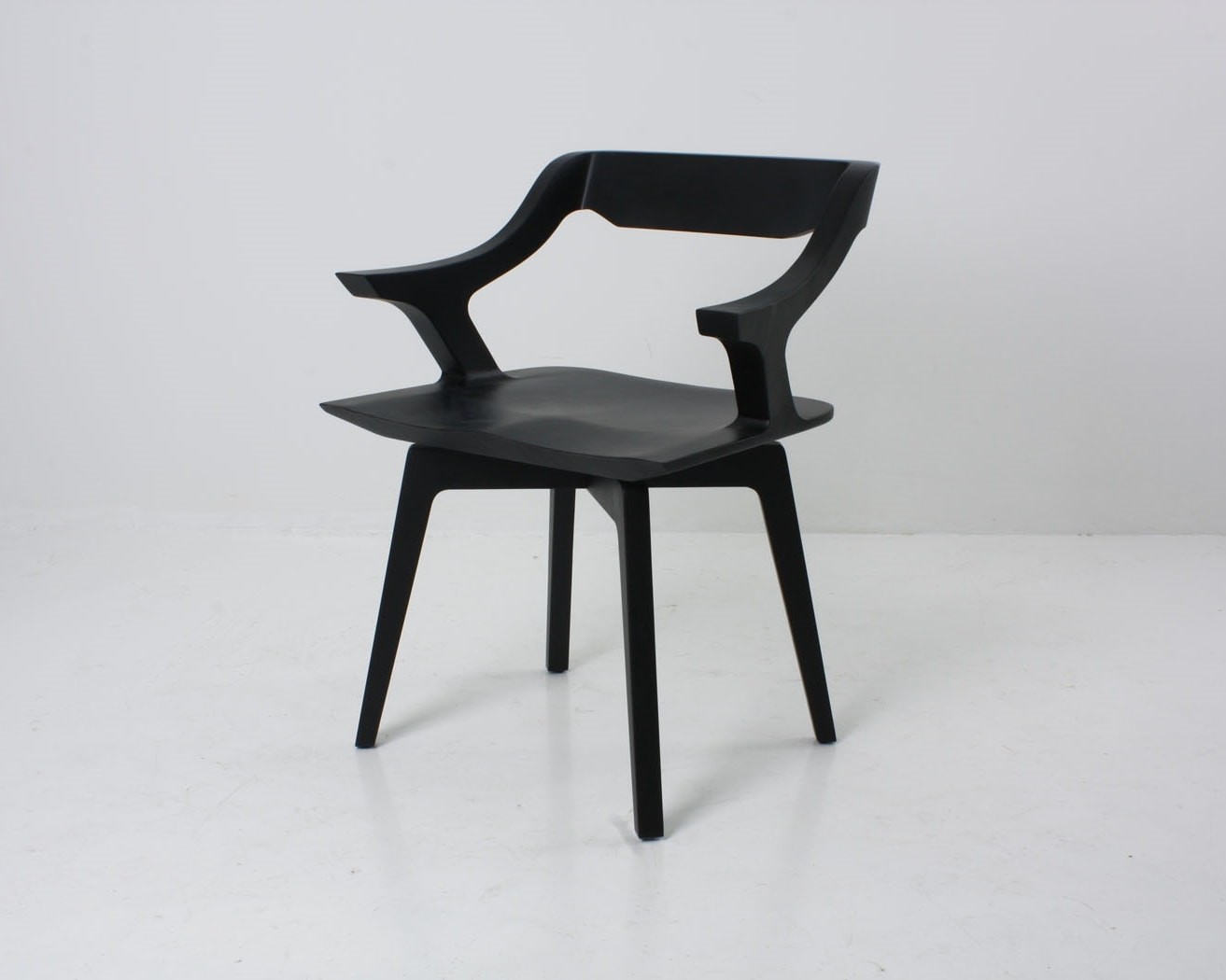 365在线滚球官网 - 坐具|餐椅|办公家具|(中国)有限公司家具|New Legacy Donna Chair